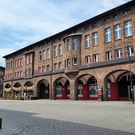Zlote Zdzadlo Nikiszowiec *