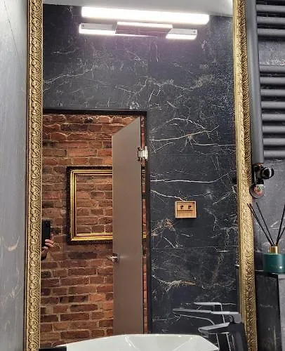 Zlote Zdzadlo Nikiszowiec